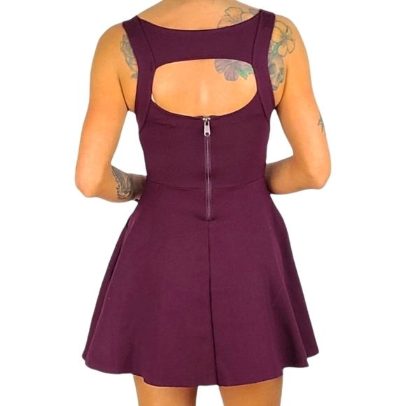Kimchi Blue Circle Dress Size Small Purple Keyhole Back - Picture 4 of 5